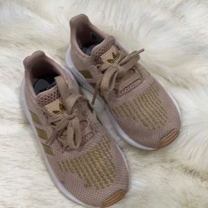 Used Adidas kids swift run casual; ortholites